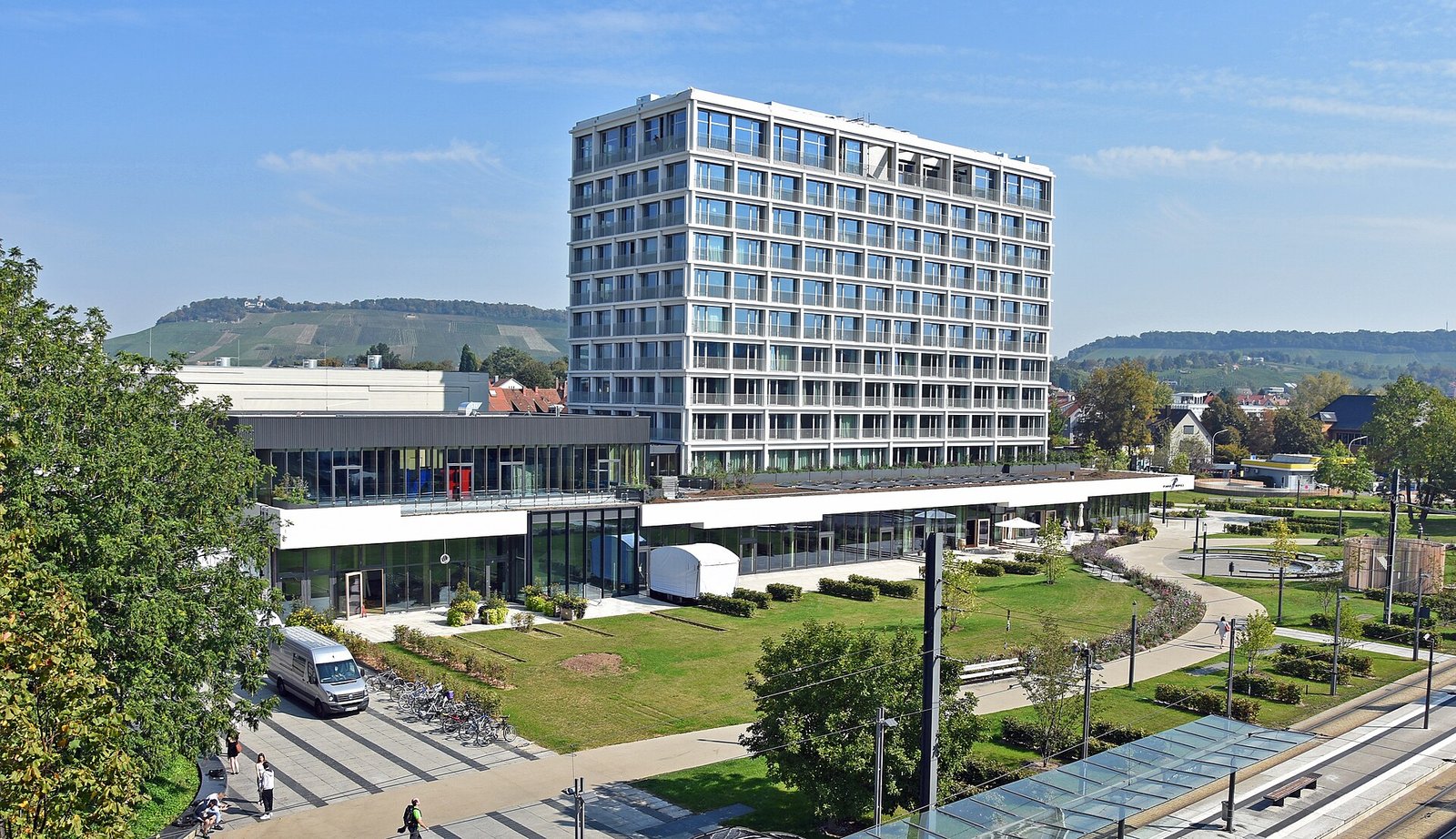 Stadtgarten Heilbronn mit Konzert- und Kongresszentrum Harmonie und Parkhotel